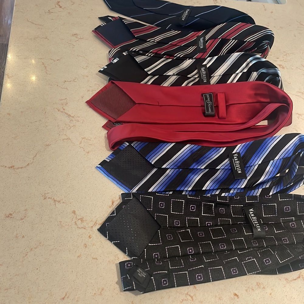 Ties bundle of (6) - Picture 5 of 9